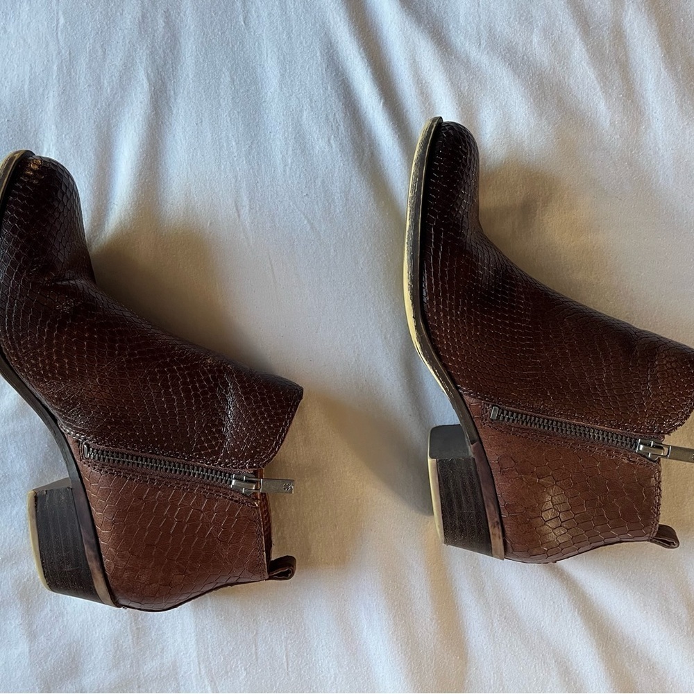 Lucky Brand Basel Roasted Leather Ankle Bootie Boot Faux Snake Brown Sz 8.5M GUC - Picture 7 of 11